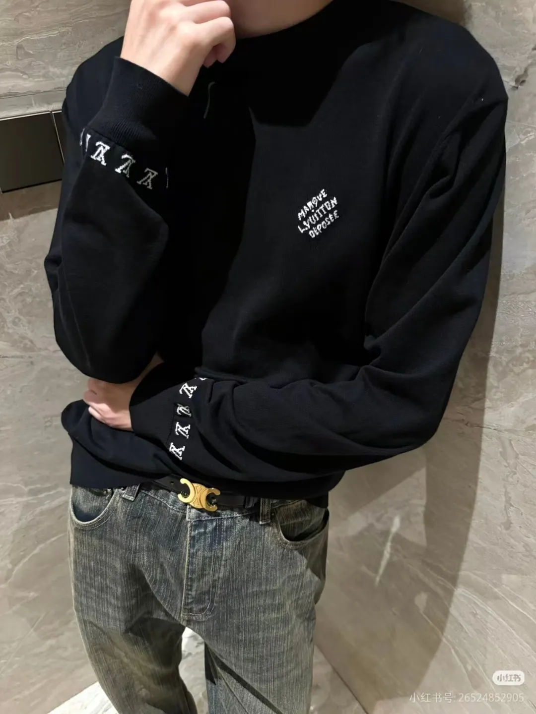 Louis Vuitton/Louis Vuitton crew neck sweater with small letters jacquard logo on cuffs